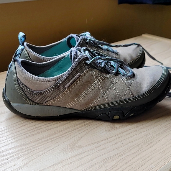 Merrell Hiking shoe - Picture 1 of 5